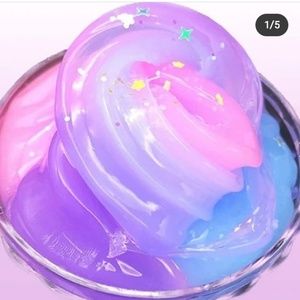 Meet your Posher, Makiya